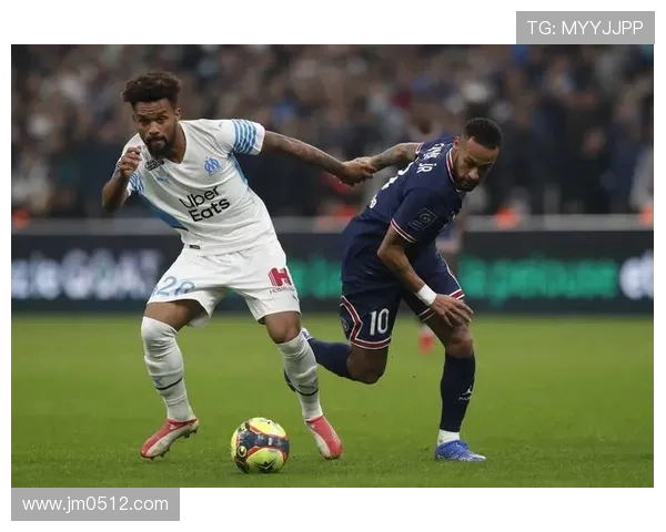巴黎圣日耳曼与马赛激战开启法甲新篇章 碰撞成焦点赛事